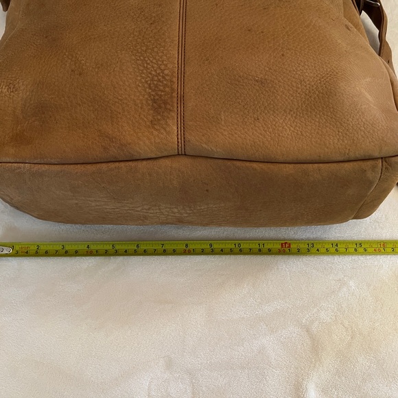 🩷 EDDIE BAUER💚 leather cross body bag 💚🩷💚 - Picture 3 of 15